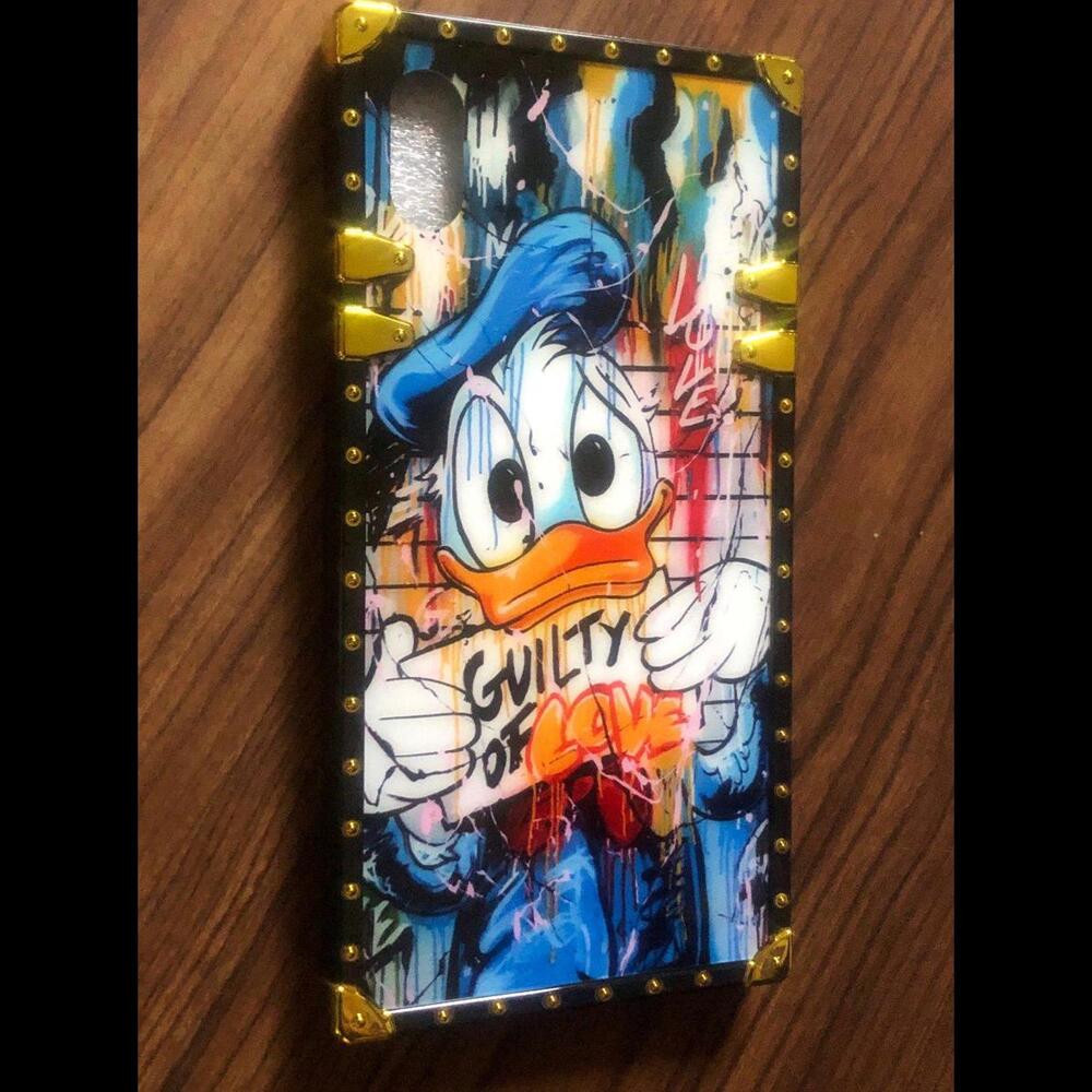 Apple iPhone XR Designer Case Disney Duck - Picture 2 of 2